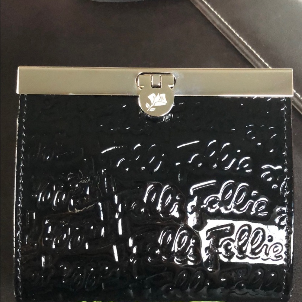 NEW! Follie wallet.